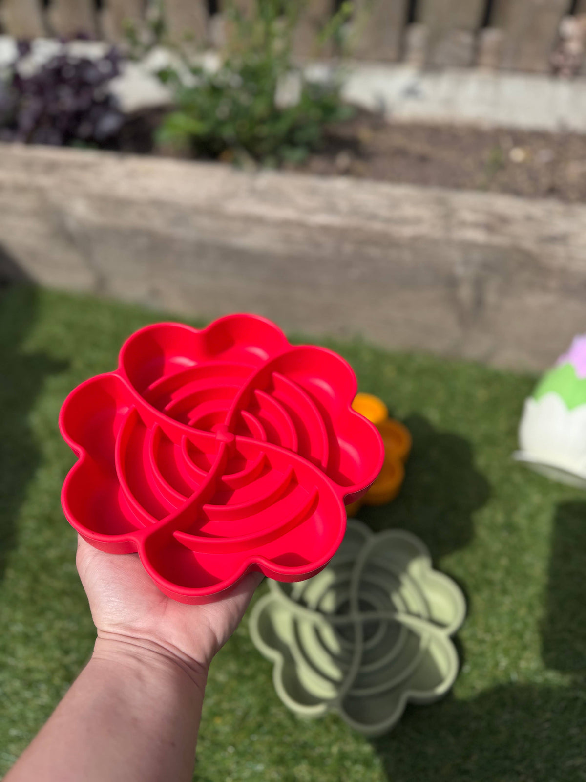 Spiral Bloom Enrichment Bowl